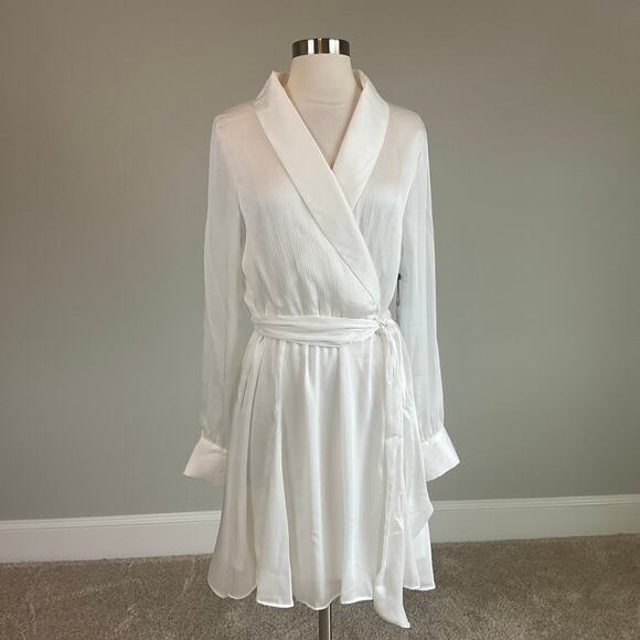 White Satin Long Sleeve Cocktail Dress Size 10 Laundry V-Neck A-Line Wrap - Picture 2 of 14